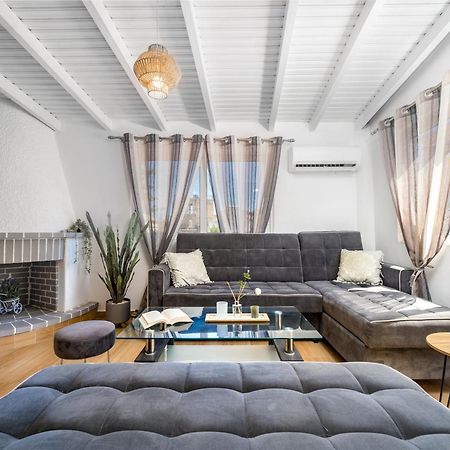 זקינטוס טאון Dennis City Center Elegant Apartment מראה חיצוני תמונה