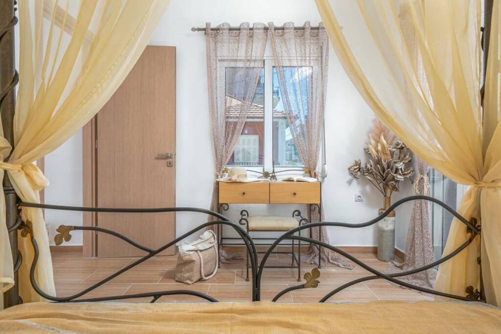 זקינטוס טאון Dennis City Center Elegant Apartment מראה חיצוני תמונה