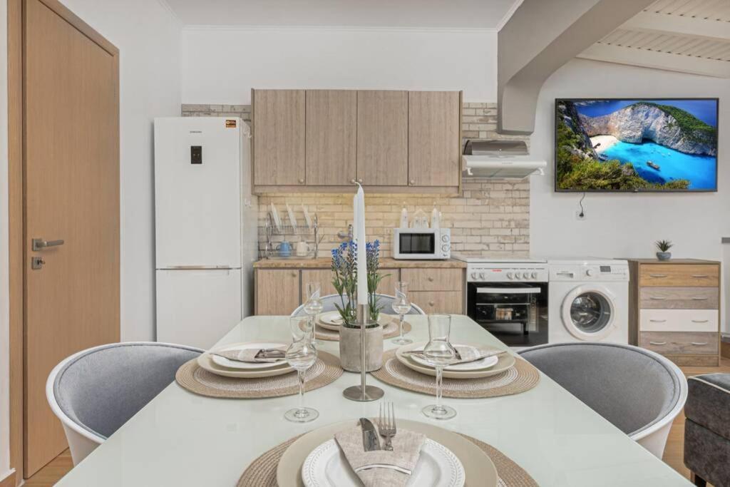 זקינטוס טאון Dennis City Center Elegant Apartment מראה חיצוני תמונה