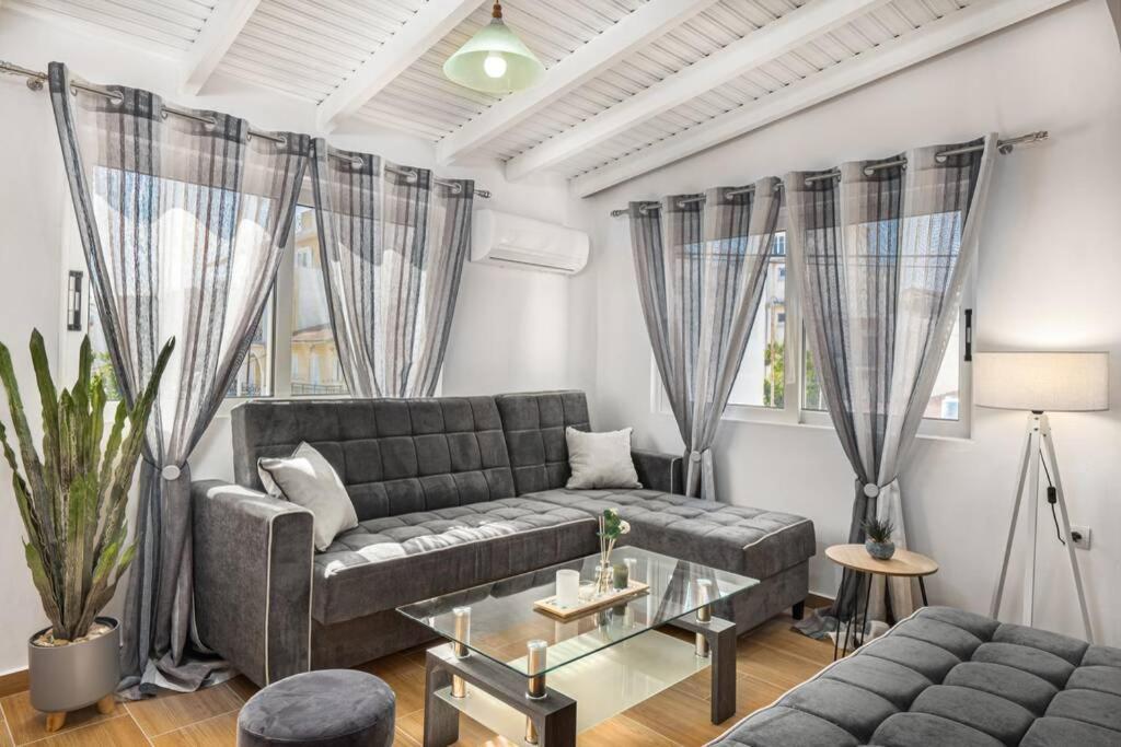 זקינטוס טאון Dennis City Center Elegant Apartment מראה חיצוני תמונה