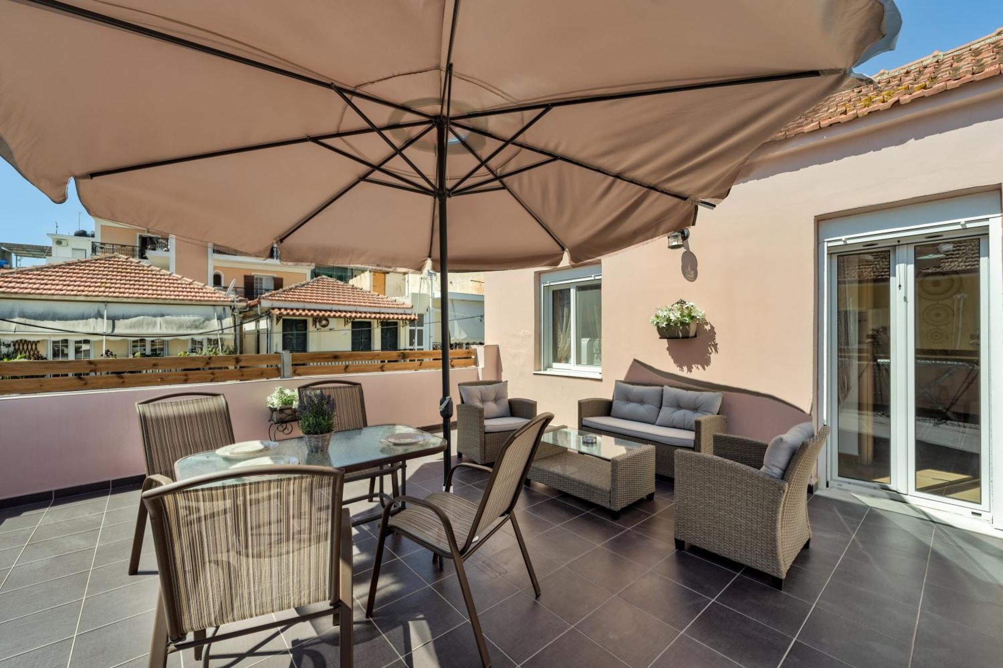 זקינטוס טאון Dennis City Center Elegant Apartment מראה חיצוני תמונה