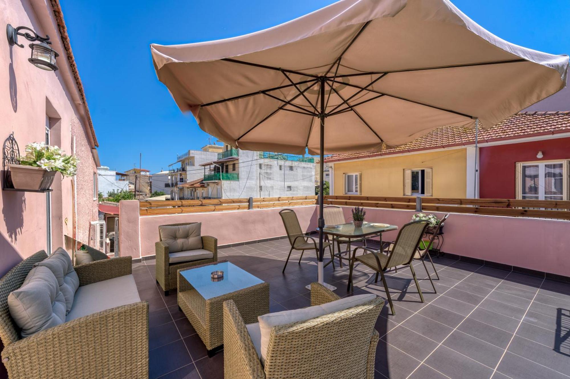 זקינטוס טאון Dennis City Center Elegant Apartment מראה חיצוני תמונה