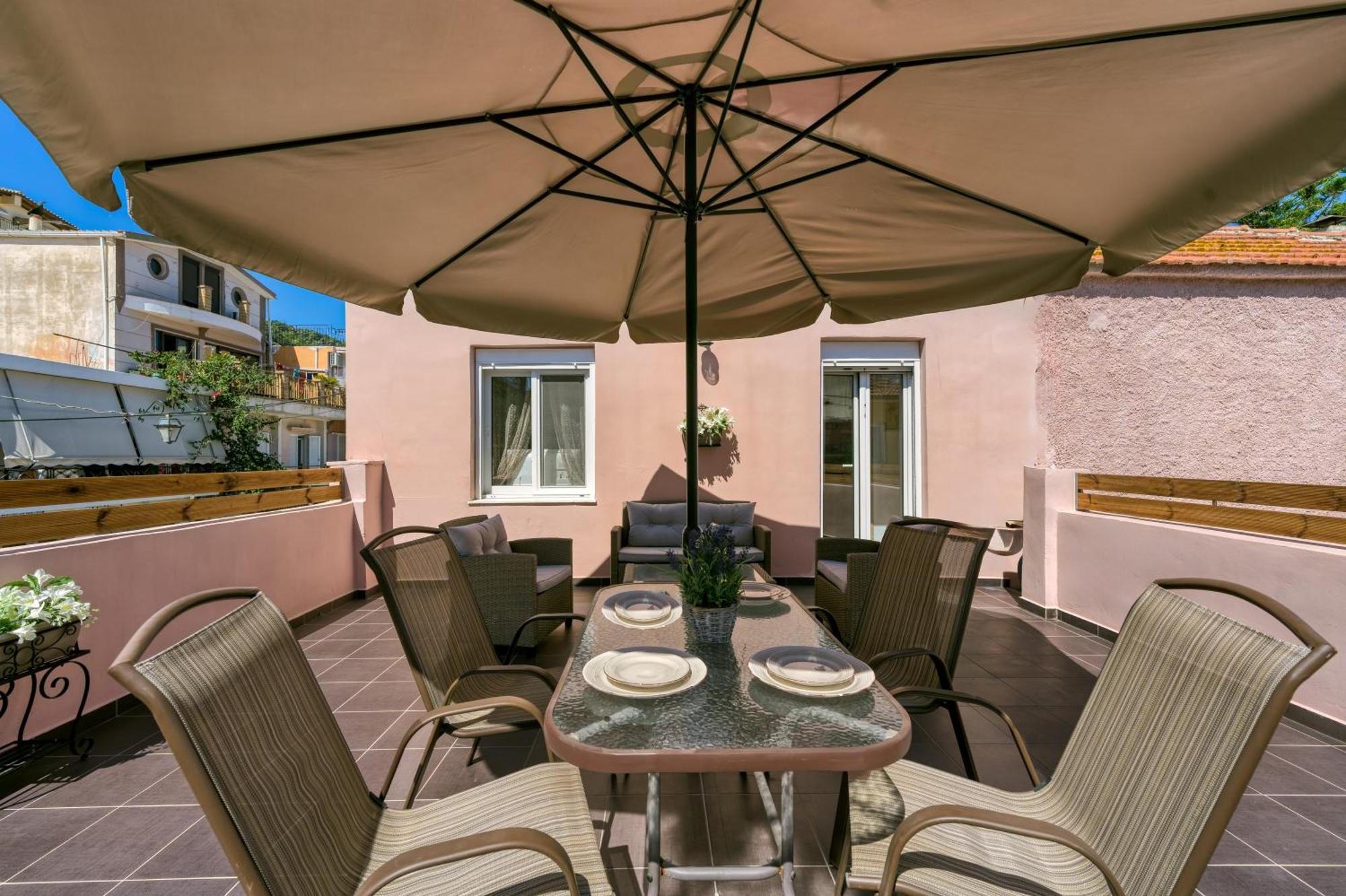 זקינטוס טאון Dennis City Center Elegant Apartment מראה חיצוני תמונה